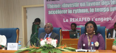 Le Réseau National des Femmes Députés (RENAFED) commémore le 8 mars à l'Assemblée Nationale de la transition.